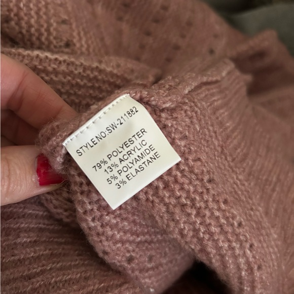 Pink Martini Sweater - Picture 4 of 4